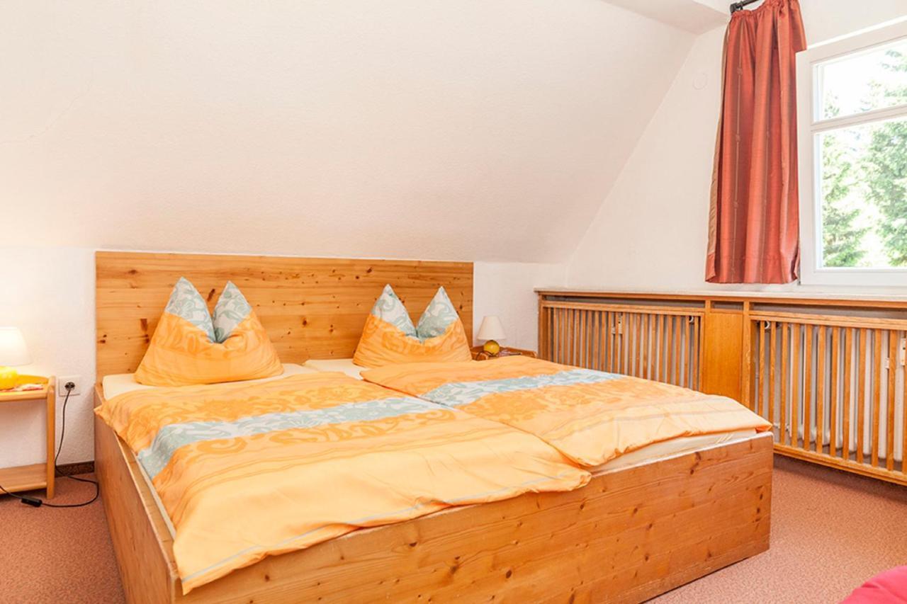 Pension Und Gaststaette Naturbaude Eschenhof Oberwiesenthal Bagian luar foto